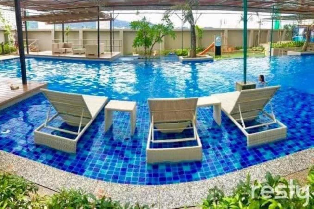 Horizon 101 A2 Shortwalk Robinson Mall Mango Square Bar Lägenhet Cebu Exteriör bild